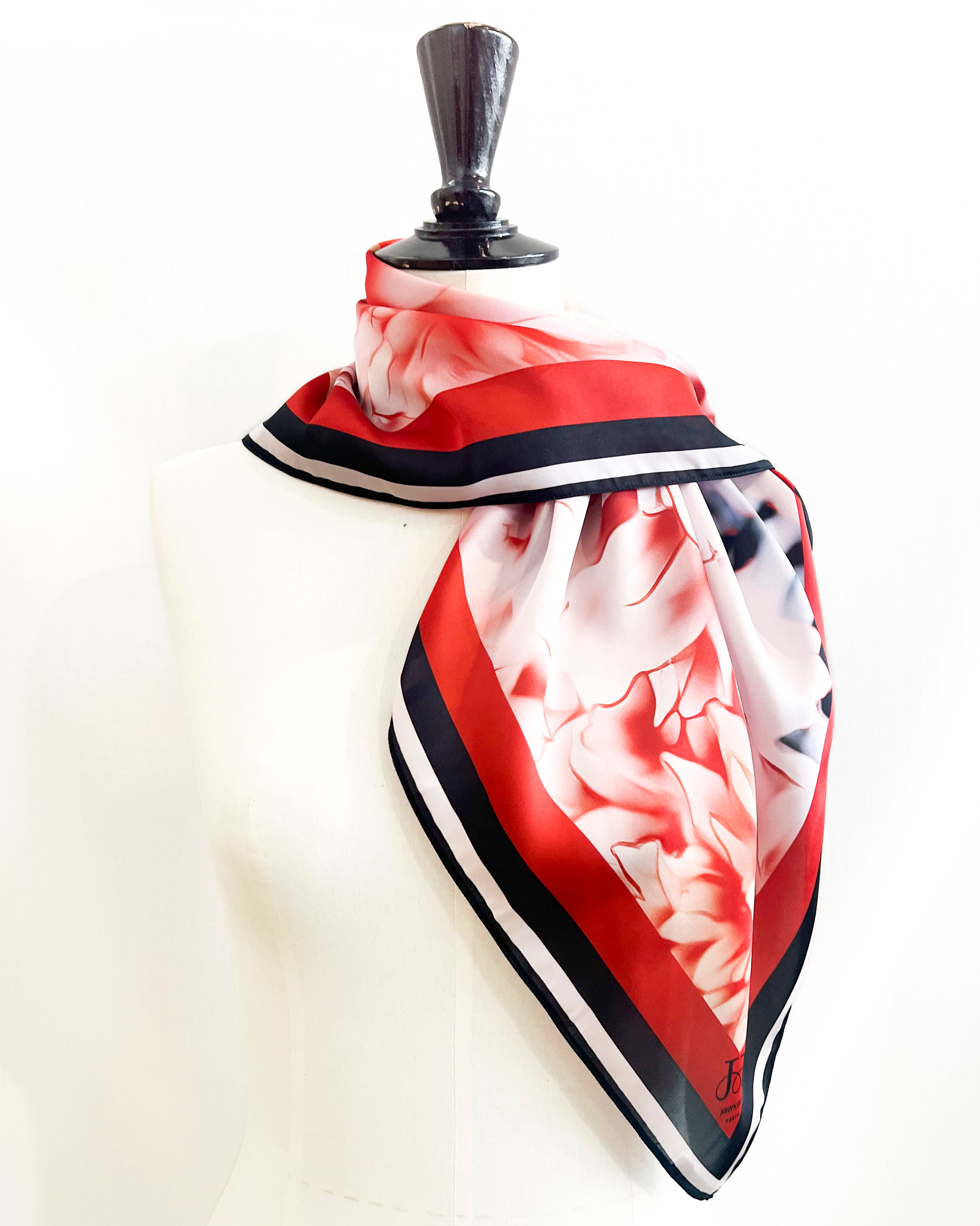 Grand foulard rouge "dhalia"